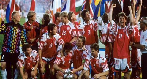 وفاة مولر نيلسن مدرب المنتخب الدنماركي الفائز بيورو 1992